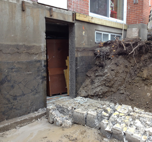 Ouverture de mur en pierre, brique ou béton pour porte | Sciage de béton J.Vaillancourt et fils inc.